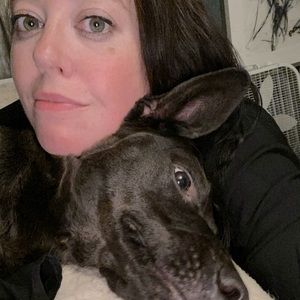 Meet your Posher, Holly